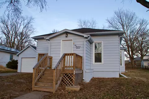 207 S Matthews St, Shenandoah, IA 51601
