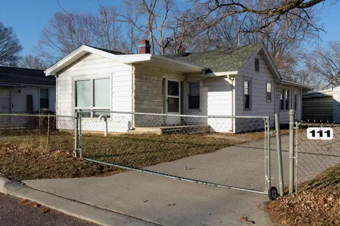 111 Black Hawk St, Council Bluffs, IA 51501