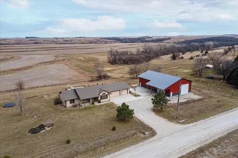 53703 260th St, Glenwood, IA 51534