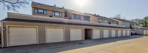 4624 Navajo St # 2, Council Bluffs, IA 51501