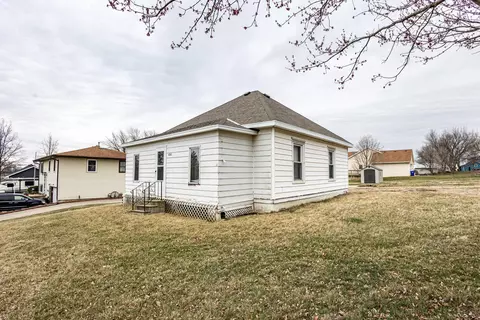 606 South St, Shelby, IA 51570