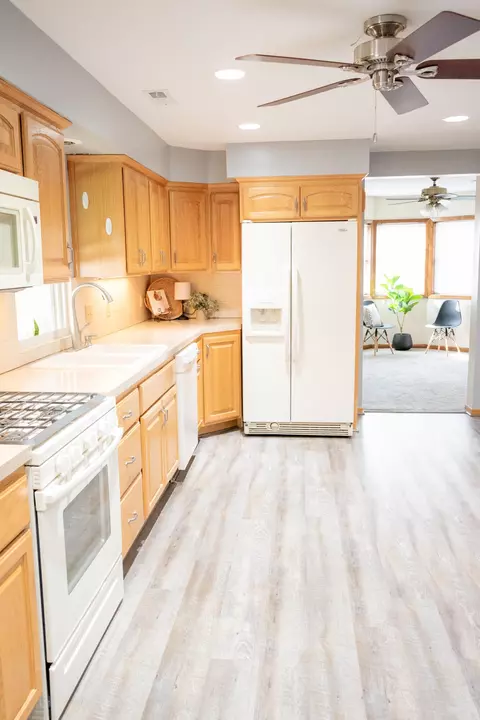 Kitchen - 116 E Lyon St, Avoca, IA 51521 photo 2 of 3