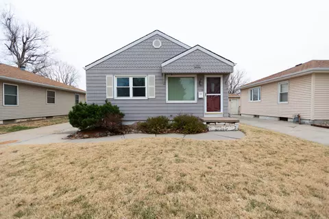 2915 6th Ave, Council Bluffs, IA 51501