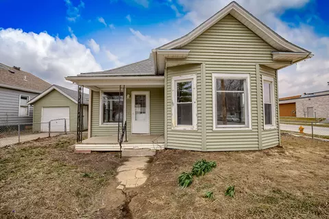 522 N 8th St, Council Bluffs, IA 51501