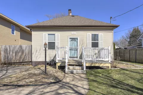 105 S 24th St, Council Bluffs, IA 51501
