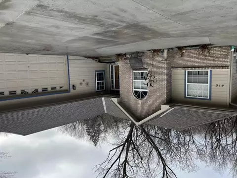 416 Lori Ln, Council Bluffs, IA 51503