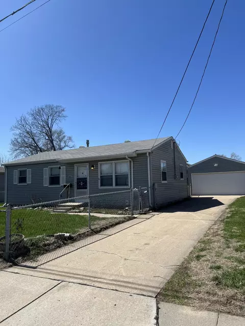 1408 N 22nd St, Council Bluffs, IA 51501