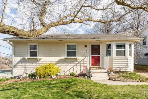 14 Kimberly Dr, Council Bluffs, IA 51503