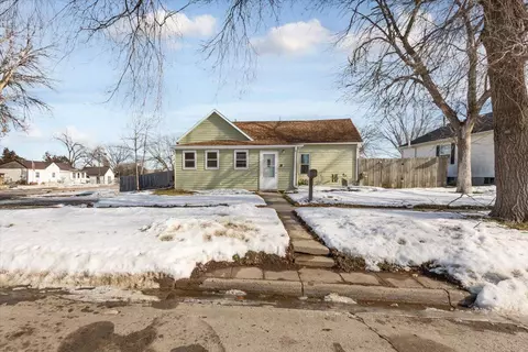 420 N 4th Ave, Logan, IA 51546