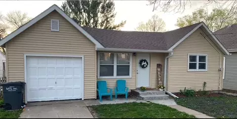 312 S Gates St, Oakland, IA 51560