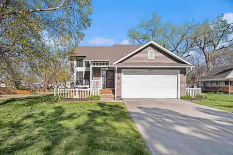 4411 N 6 St, Carter Lake, IA 51510