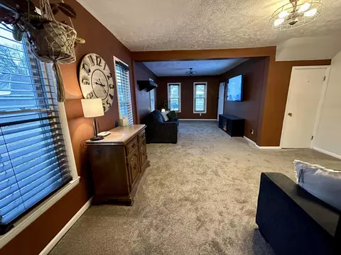 109 E 5th St, Logan, IA 51546 photo 5