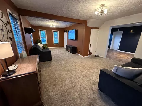 109 E 5th St, Logan, IA 51546 photo 10