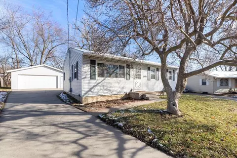 225 Lake St, Council Bluffs, IA 51503