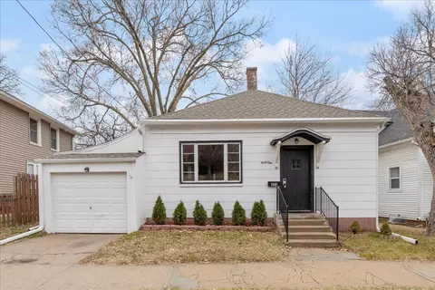 209 Fletcher Ave, Council Bluffs, IA 51503