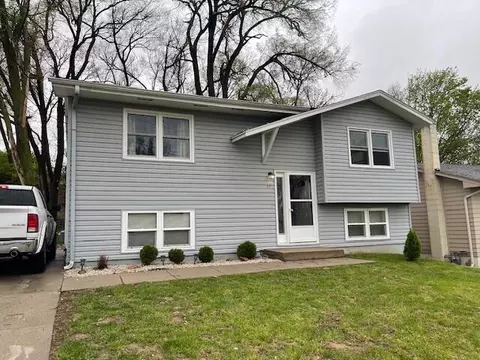 25 Kimberly Dr, Council Bluffs, IA 51503