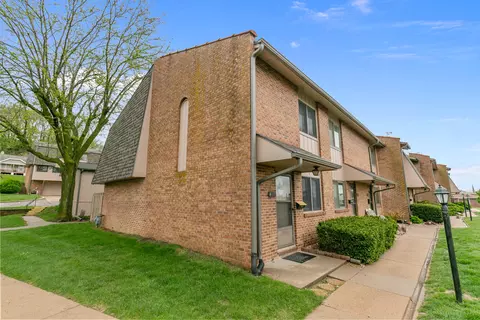 433 E Pierce St, Council Bluffs, IA 51503