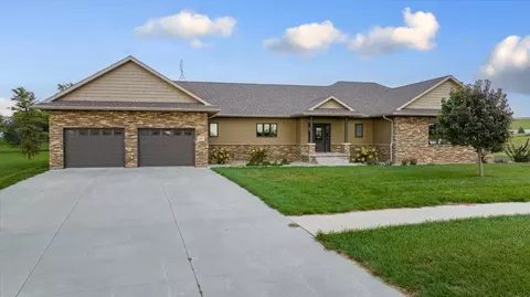 801 Victory Ln, Dunlap, IA 51529