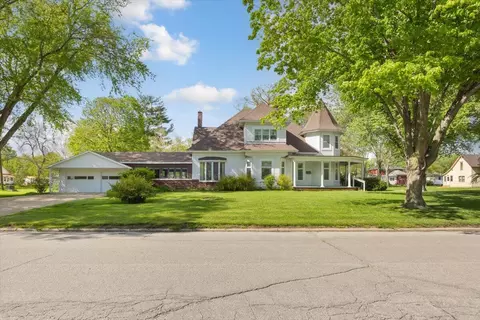 801 Ely St, Woodbine, IA 51579