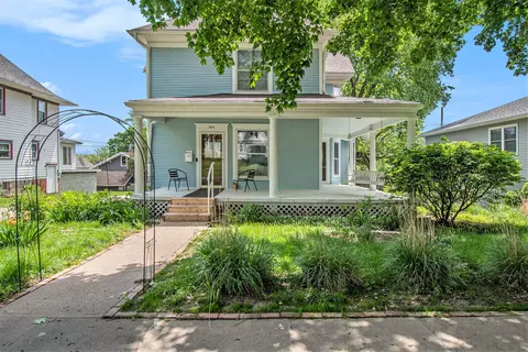 906 E Hammond St, Red Oak, IA 51566