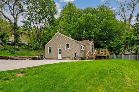 473 Houston Ave, Council Bluffs, IA 51503