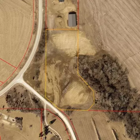 208 Cold Water Ave, Honey Creek, IA 51542