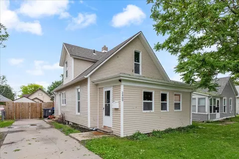 2409 Avenue B, Council Bluffs, IA 51501