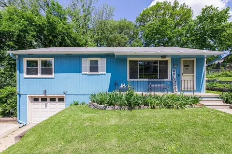 434 Mt Vernon St, Council Bluffs, IA 51503