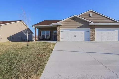 126 Wallace Avenue Ave, Council Bluffs, IA 51501