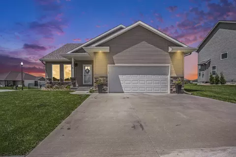 5420 Crogans Way Road Rd, Council Bluffs, IA 51501