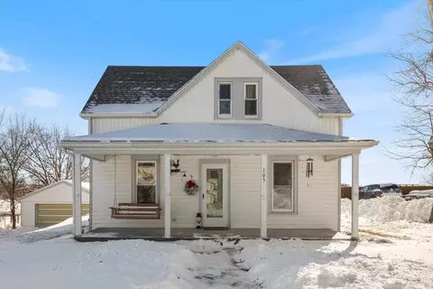 105 Pearl St, Neola, IA 51559