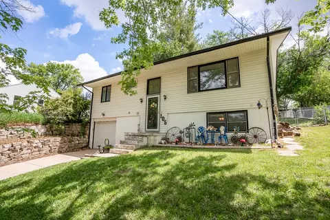 105 N Elm St, Glenwood, IA 51534