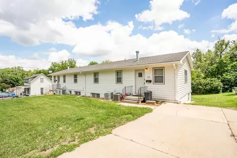 711 N Walnut St, Glenwood, IA 51534