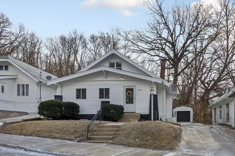 455 Houston Ave, Council Bluffs, IA 51503