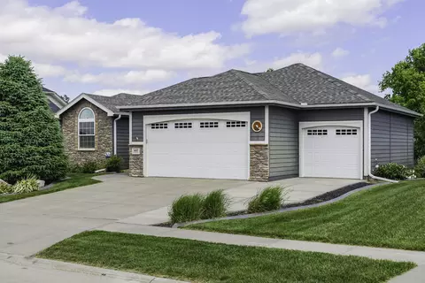 1407 Callahan Dr, Council Bluffs, IA 51503