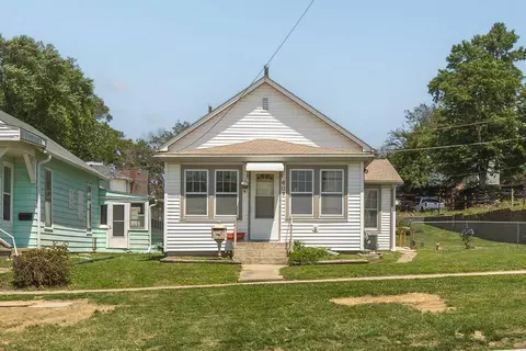 607 E Superior St, Missouri Valley, IA 51555