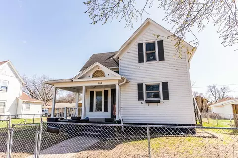 306 Maple St, Red Oak, IA 51566
