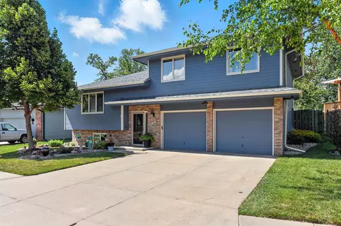 106 View Dr, Council Bluffs, IA 51503