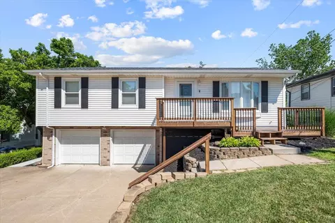 6 Wenwood Cir, Council Bluffs, IA 51503