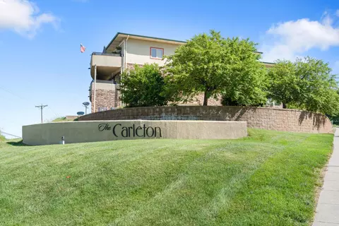 750 Parkwild Dr #205, Council Bluffs, IA 51503