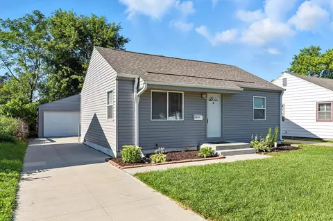 2811 7th Ave, Council Bluffs, IA 51501