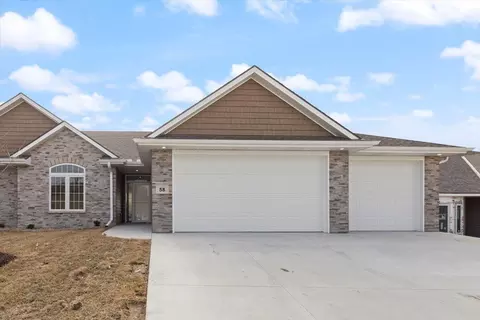 58 Patrick Cir, Council Bluffs, IA 51503