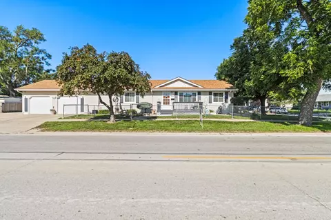 702 S 35 St, Council Bluffs, IA 51501