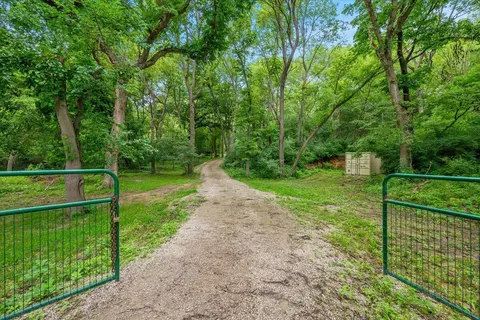 23388 Gaston Ave, Glenwood, IA 51534