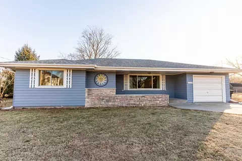 404 Elm St, Tabor, IA 51653