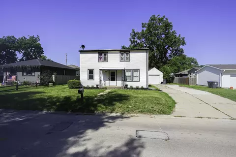 310 N 40th St, Council Bluffs, IA 51501