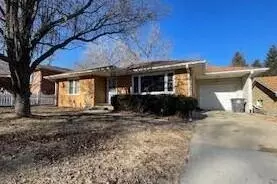122 Norton Ave, Council Bluffs, IA 51503