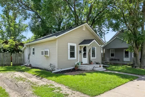 3453 4th Ave, Council Bluffs, IA 51501