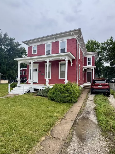 812 5th Ave, Council Bluffs, IA 51501