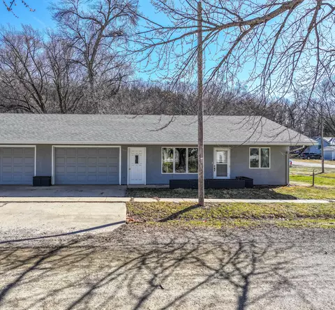 310 2nd St, Pisgah, IA 51564
